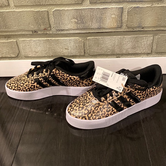 New Adidas Court Leopard Print - Picture 2 of 7
